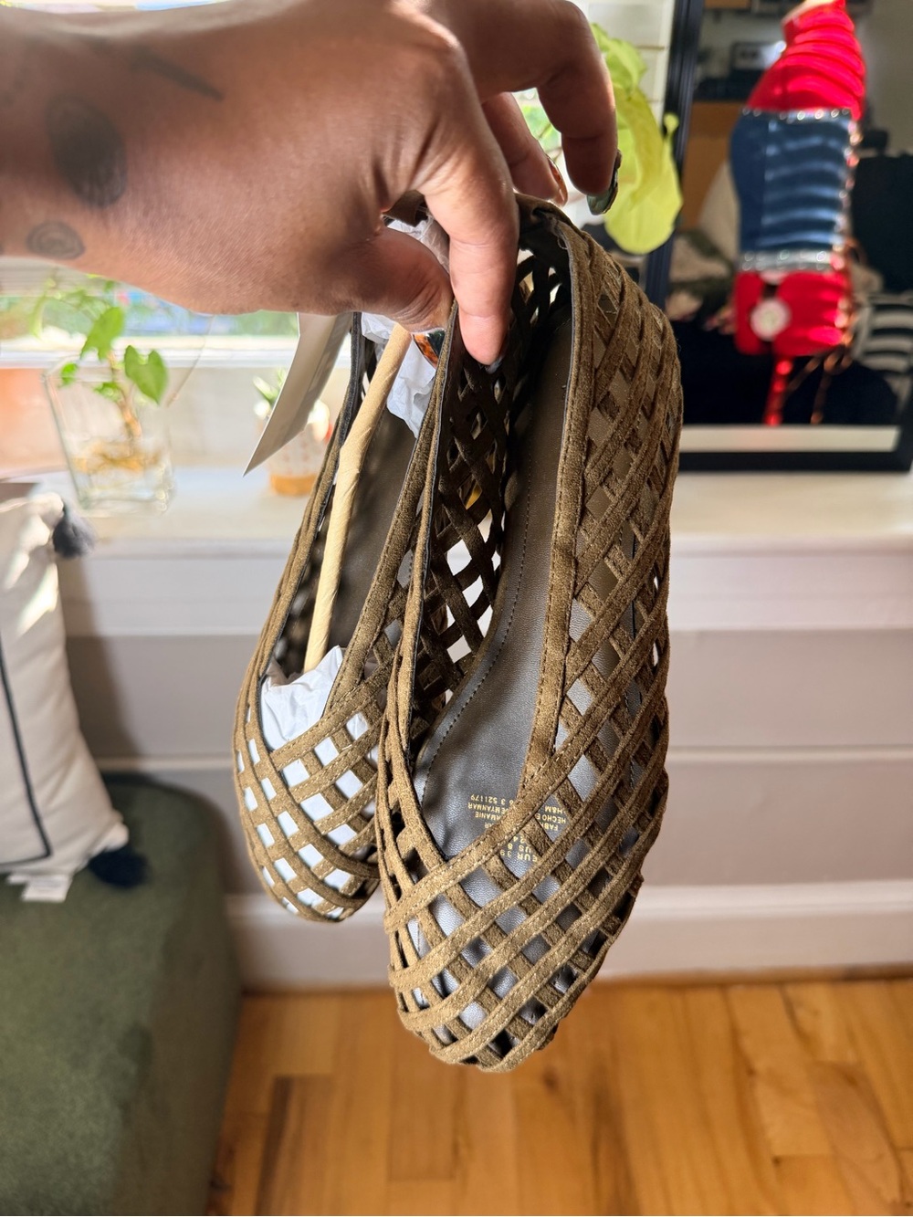 H&M Olive Green Woven Cage Ballet Flats Size 8 NWT